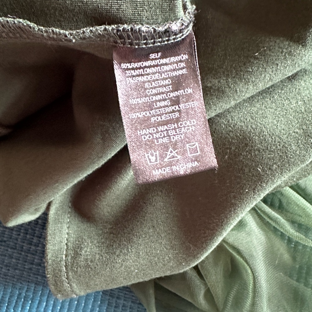 Anthropologie Sunday in Brooklyn Forest Green Asymmetrical Tulle Ruffle Top M - Picture 12 of 13